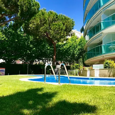 Meddays Apartamento Marc * سالو